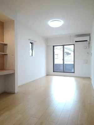 のマンスリーマンション・ウィークリーマンション「ルミエール・ココＢ 202・洋室(No.1330407)」メイン画像