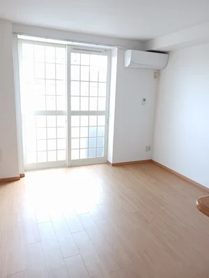 のマンスリーマンション・ウィークリーマンション「ネイチャーフィールドＣ 202・洋室(No.1330411)」メイン画像