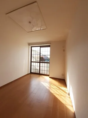 のマンスリーマンション・ウィークリーマンション「リバーストーン３ 102・洋室(No.1330453)」メイン画像