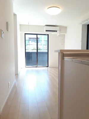 のマンスリーマンション・ウィークリーマンション「プラーンドルⅩⅦ 101・洋室(No.1330499)」メイン画像