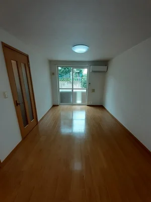 のマンスリーマンション・ウィークリーマンション「スターアリスⅥ 102・洋室(No.1330518)」メイン画像