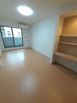 のマンスリーマンション・ウィークリーマンション「ＬａＴｏｕｒＫＡＩＺＡＷＡ　Ⅰ 203・洋室(No.1330528)」メイン画像