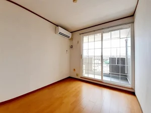 のマンスリーマンション・ウィークリーマンション「ボンヌシャンツＮ　Ⅲ 203・洋室(No.1330622)」メイン画像