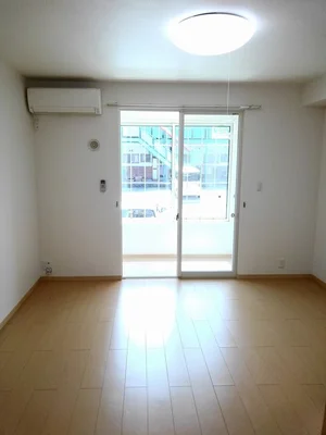 石川県のマンスリーマンション・ウィークリーマンション「マ・メゾン・ソレイユⅠ 101・洋室(No.1330631)」メイン画像