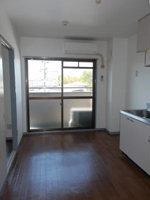 のマンスリーマンション・ウィークリーマンション「サンメゾン 102・洋室(No.1330656)」メイン画像