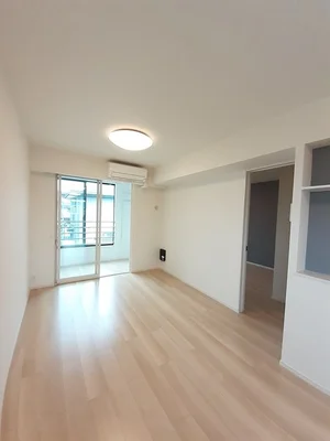 のマンスリーマンション・ウィークリーマンション「ボニート　ブローテ 203・洋室(No.1330739)」メイン画像