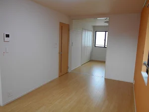 のマンスリーマンション・ウィークリーマンション「ショウショウ 204・洋室(No.1330757)」メイン画像