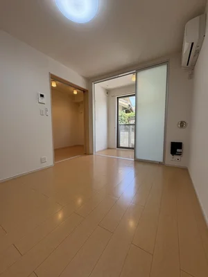 のマンスリーマンション・ウィークリーマンション「クリ－ル　ポッシュＴ＆Ｋ 105・洋室(No.1330781)」メイン画像