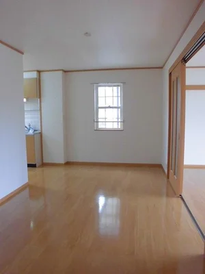 のマンスリーマンション・ウィークリーマンション「アンソレイエ 203・洋室(No.1330851)」メイン画像