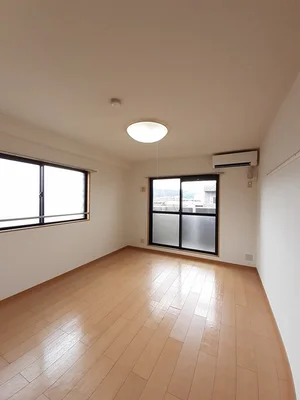 のマンスリーマンション・ウィークリーマンション「ヴィラ　ルミノーソ　Ｂ 301・洋室(No.1330852)」メイン画像