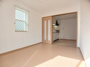 のマンスリーマンション・ウィークリーマンション「リアルエステートⅣ 103・洋室(No.1330892)」メイン画像