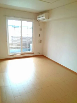 のマンスリーマンション・ウィークリーマンション「カルム・グラーツィエＢ 203・洋室(No.1330944)」メイン画像