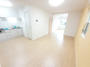 のマンスリーマンション・ウィークリーマンション「ｃｈｅｒｒｙ　ｌａｎｅ 204・洋室(No.1330960)」メイン画像