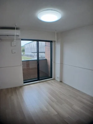 のマンスリーマンション・ウィークリーマンション「バルカロール 102・洋室(No.1330971)」メイン画像