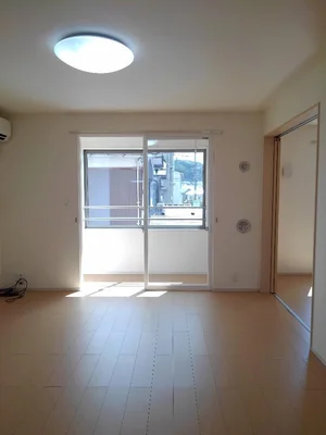 石川県のマンスリーマンション・ウィークリーマンション「サンライズⅤ 201・洋室(No.1331012)」メイン画像