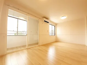 石川県のマンスリーマンション・ウィークリーマンション「フライハイト・ラウムⅡ 201・洋室(No.1331024)」メイン画像