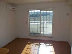 亀山市のマンスリーマンション・ウィークリーマンション「ロイヤルステージ・アイＥ 201・洋室(No.1331038)」メイン画像