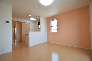 のマンスリーマンション・ウィークリーマンション「ラ・カーサ・フェリーチェ 201・洋室(No.1331048)」メイン画像