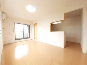 のマンスリーマンション・ウィークリーマンション「クロス　ウイング　Ⅰ 301・洋室(No.1331051)」メイン画像