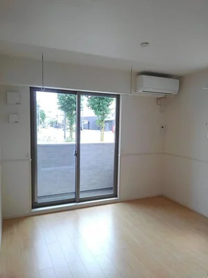 のマンスリーマンション・ウィークリーマンション「ＡＳＳＯ 101・洋室(No.1331078)」メイン画像