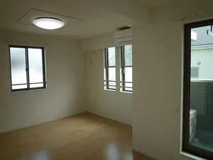 のマンスリーマンション・ウィークリーマンション「ラ・ルーノ１番館 201・洋室(No.1331184)」メイン画像