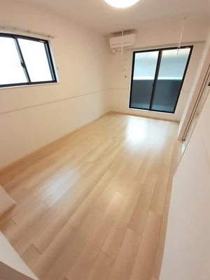 のマンスリーマンション・ウィークリーマンション「フロイデ　ＫＡＮＡＧＥＮ中村 201・洋室(No.1331192)」メイン画像