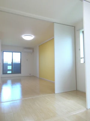 のマンスリーマンション・ウィークリーマンション「エービーフィールド 204・洋室(No.1331207)」メイン画像