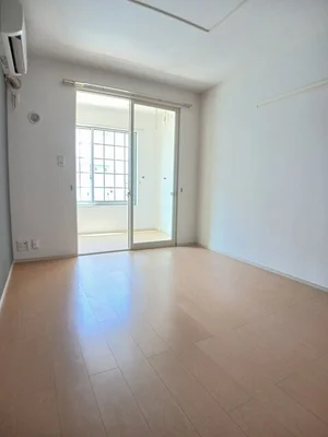 のマンスリーマンション・ウィークリーマンション「アンジュ・ココ 103・洋室(No.1331252)」メイン画像