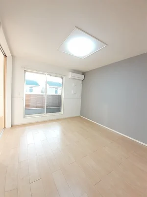 のマンスリーマンション・ウィークリーマンション「クラール　安宅Ｃ 202・洋室(No.1331276)」メイン画像