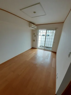 三重県のマンスリーマンション・ウィークリーマンション「プレール　Ｂ棟 103・洋室(No.1331281)」メイン画像