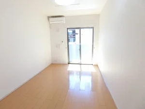 岐阜県のマンスリーマンション・ウィークリーマンション「イオス　本今 102・洋室(No.1331576)」メイン画像