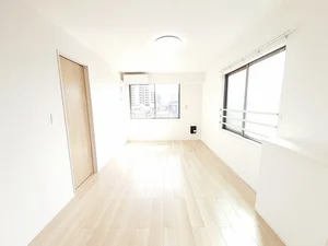 岐阜県のマンスリーマンション・ウィークリーマンション「アクア　ソラス 303・洋室(No.1331585)」メイン画像