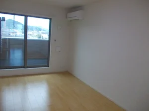 のマンスリーマンション・ウィークリーマンション「フォーチュナリー・コックスⅢ 302・洋室(No.1331644)」メイン画像