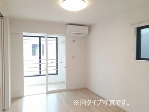 のマンスリーマンション・ウィークリーマンション「ジョリ・ドミールⅡ 205・洋室(No.1332253)」メイン画像