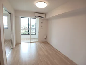 上山市のマンスリーマンション・ウィークリーマンション「ジョリ・ドミールⅡ 204・洋室(No.1332254)」メイン画像