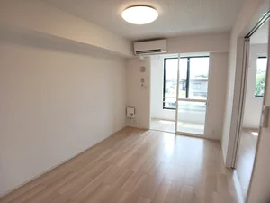 上山市のマンスリーマンション・ウィークリーマンション「ジョリ・ドミールⅡ 103・洋室(No.1332260)」メイン画像