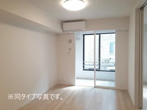 のマンスリーマンション・ウィークリーマンション「ジョリ・ドミールⅡ 102・洋室(No.1332261)」メイン画像