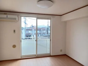 のマンスリーマンション・ウィークリーマンション「アンソレイユアオキⅡＡ 201・洋室(No.1332265)」メイン画像