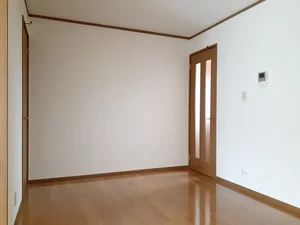 山梨県のマンスリーマンション・ウィークリーマンション「グランドゥ－ル　クール 102・洋室(No.1332342)」メイン画像