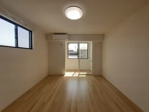 富山県のマンスリーマンション・ウィークリーマンション「ラ・ルミエール 201・洋室(No.1332438)」メイン画像