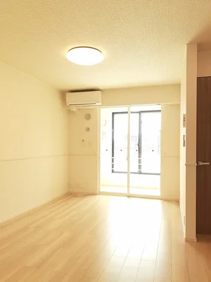 津島市民病院周辺のマンスリーマンション・ウィークリーマンション「アビタシオン　ワイユー　Ⅱ 102・洋室(No.1332485)」メイン画像