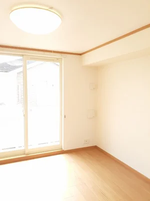 のマンスリーマンション・ウィークリーマンション「カーサ・ティエラ　Ｂ棟 201・洋室(No.1332495)」メイン画像