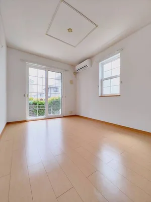 のマンスリーマンション・ウィークリーマンション「スプリングヴィラＣ 104・洋室(No.1332633)」メイン画像