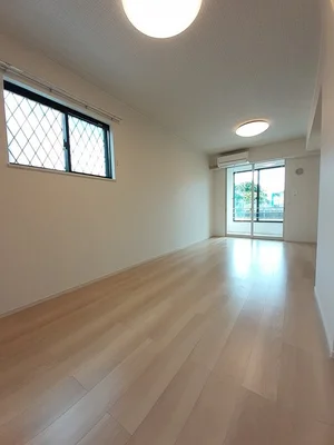 のマンスリーマンション・ウィークリーマンション「ソレイユ・エスト　Ⅱ 103・洋室(No.1332648)」メイン画像