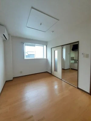 のマンスリーマンション・ウィークリーマンション「メゾン・ド・パーソンズＢ 201・洋室(No.1332829)」メイン画像