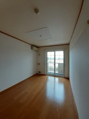 のマンスリーマンション・ウィークリーマンション「ライゼカーサＢ 102・洋室(No.1332831)」メイン画像