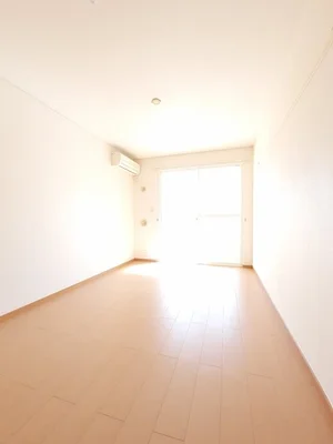 新潟県のマンスリーマンション・ウィークリーマンション「グラン・コリーヌ　Ｎ 103・洋室(No.1332835)」メイン画像