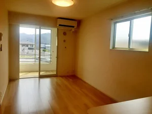 のマンスリーマンション・ウィークリーマンション「メゾン　ド　モア　小諸Ｂ 101・洋室(No.1332860)」メイン画像