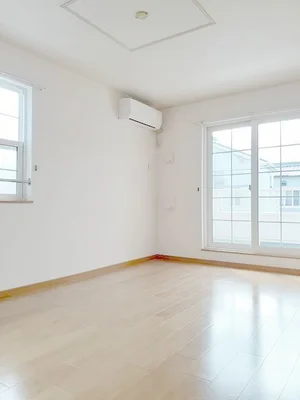 のマンスリーマンション・ウィークリーマンション「サン草薙 202・洋室(No.1332871)」メイン画像