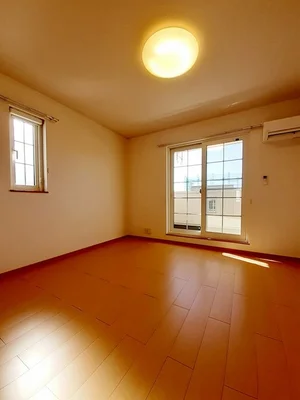 愛媛県のマンスリーマンション・ウィークリーマンション「グランデＫⅡ　Ｄ 201・洋室(No.1332913)」メイン画像